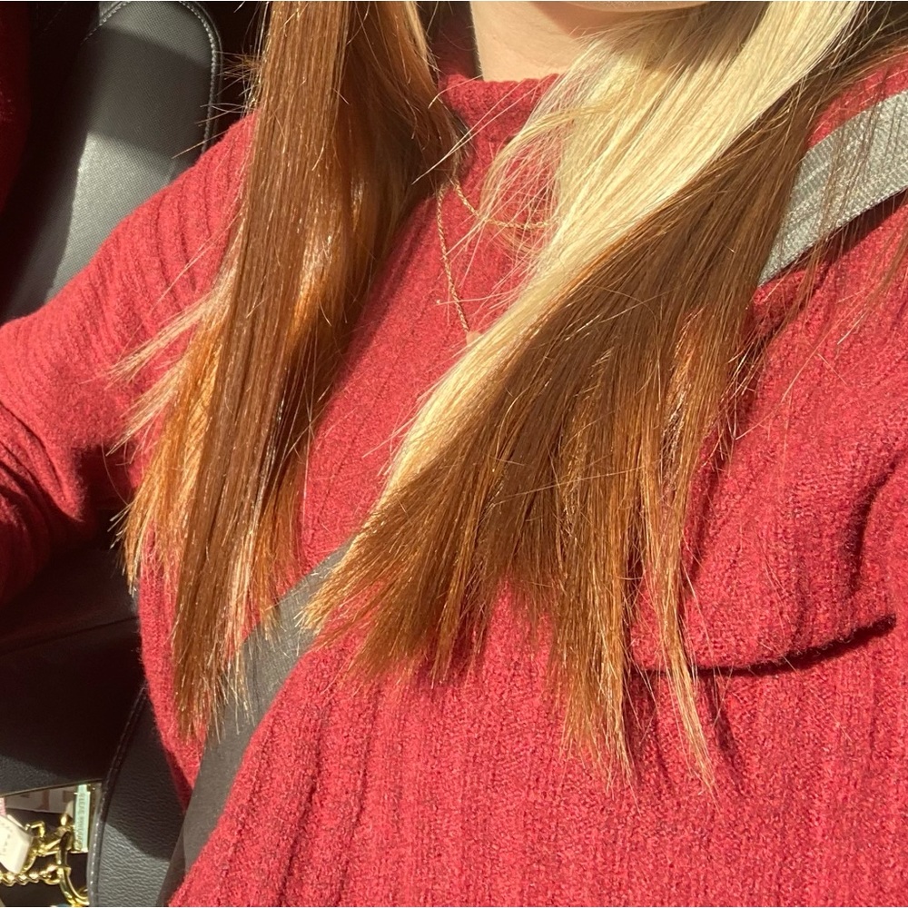 Red knitted sweater